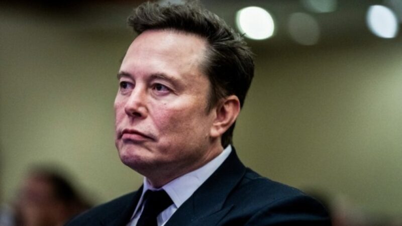 إيلون ماسك يحصل على صفقة تعويض غير مسبوقة قد تبلغ قيمتها تريليون دولار
