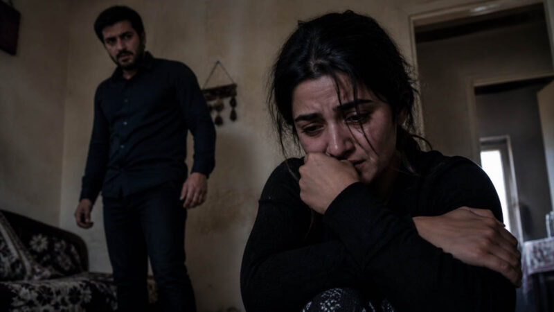 صفعة بسبب تأخر الطعام تنهي حياة زوجة شابة في تركيا.. والحكم على الزوج بالسجن 14 عامًا