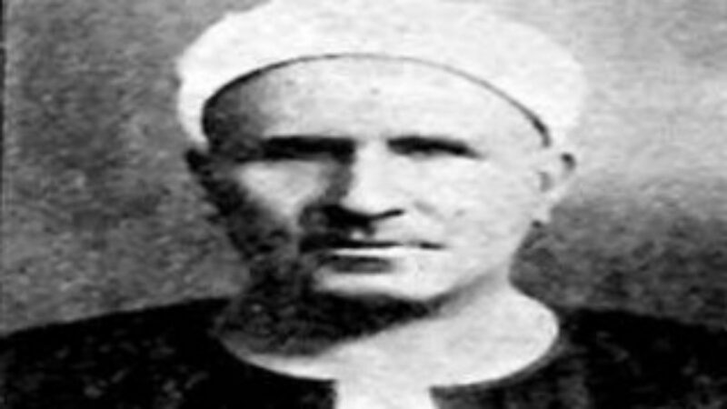 الشيخ علي محمود.. إمام المنشدين وسيد قراء عصره